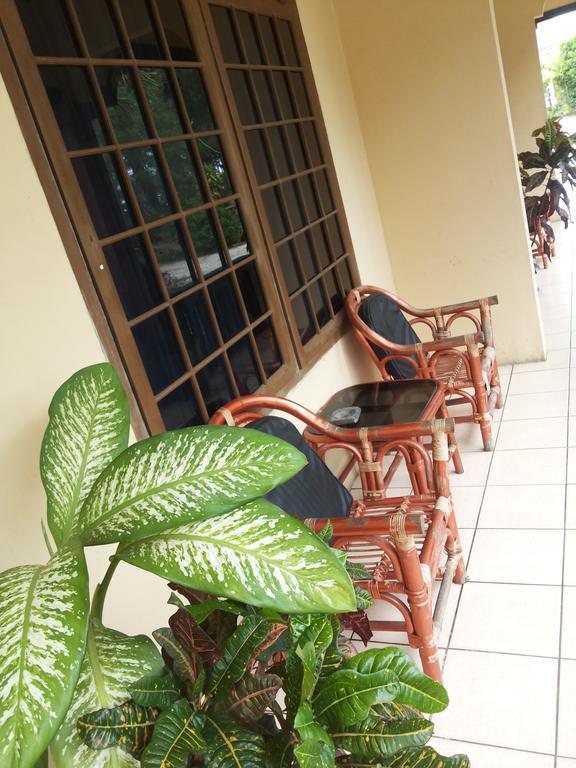 Pasir Putih Resort Bengkulu Exterior photo